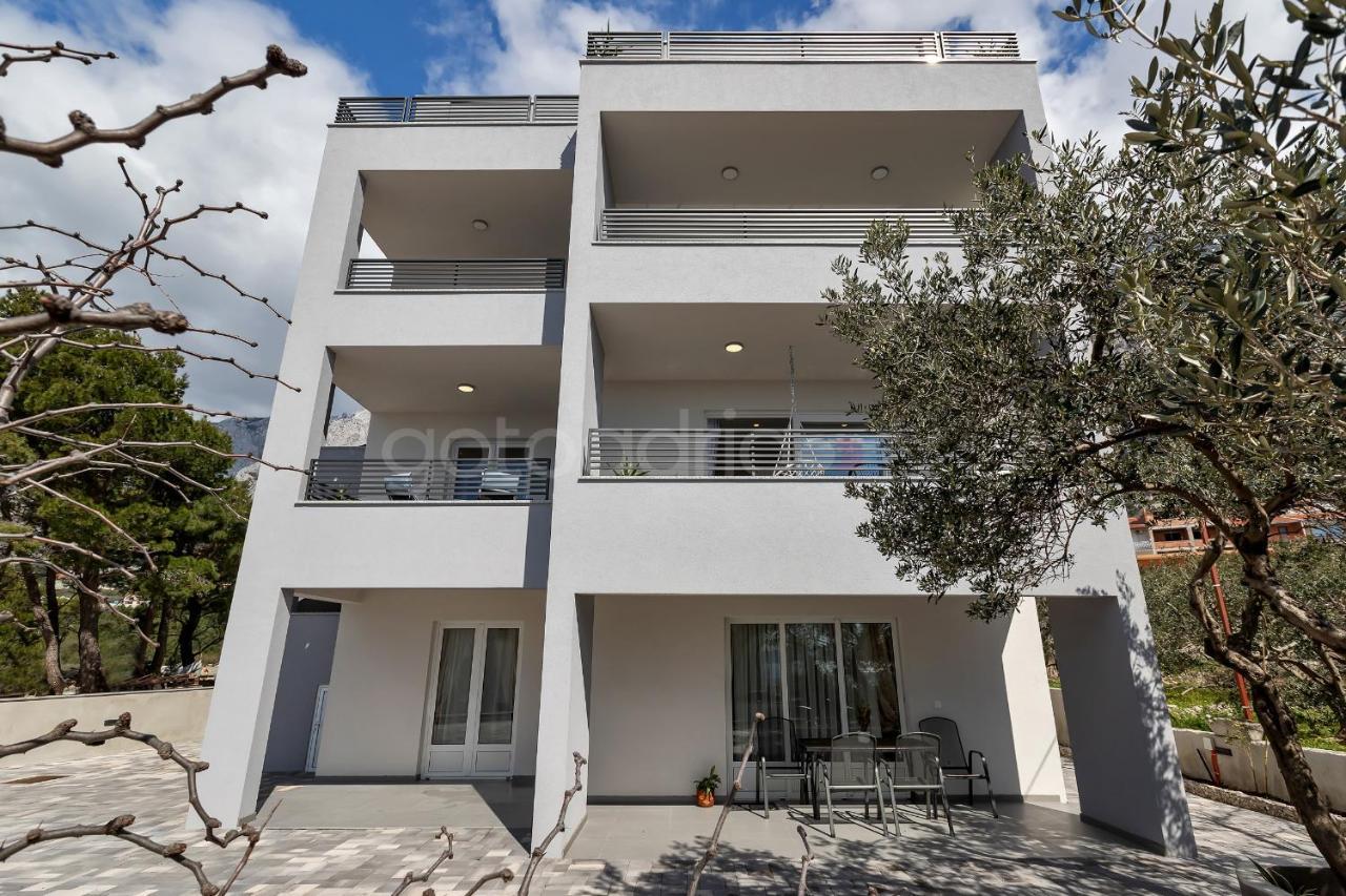 Penthouse With Panoramic View Ally Makarska Exterior foto