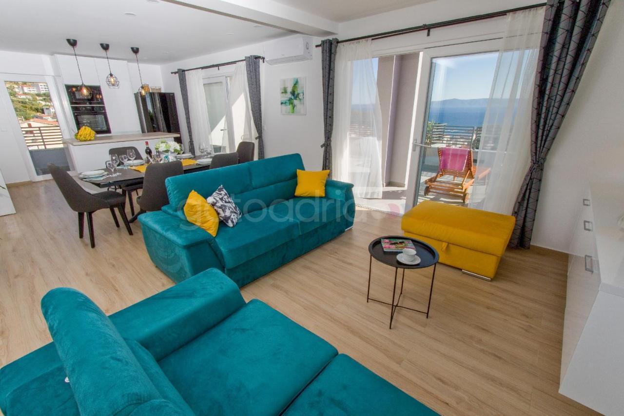 Penthouse With Panoramic View Ally Makarska Exterior foto